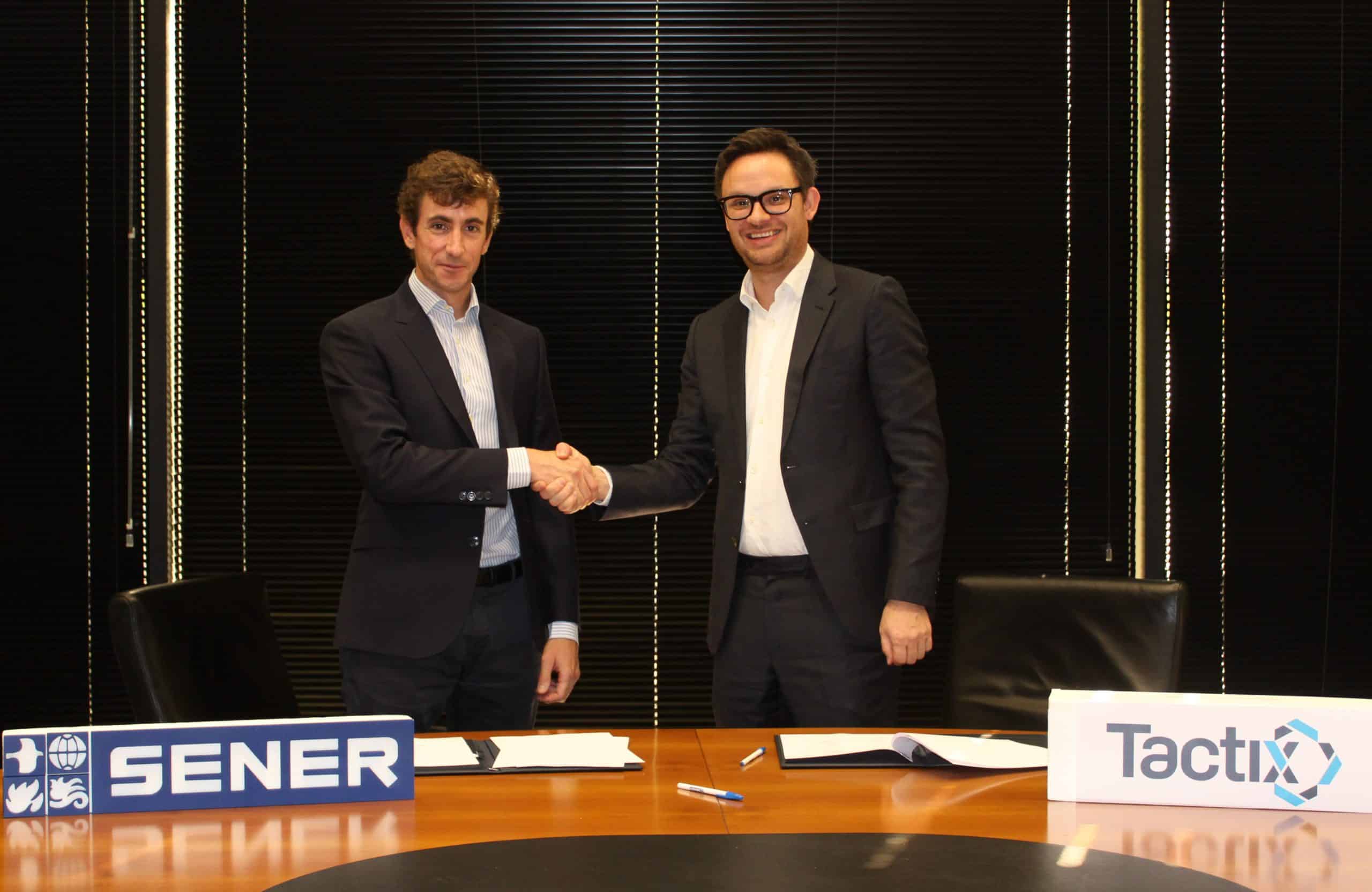 Firma entre Jorge Sendagorta, CEO de SENER, y Ben Neary, CEO de Tactix